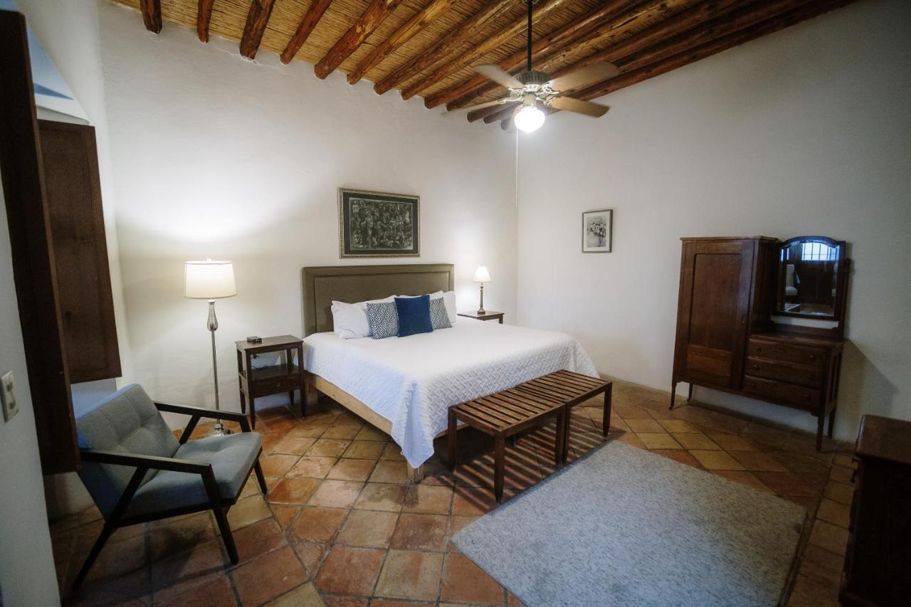 Hotel El Farol Parras de la Fuente Ngoại thất bức ảnh